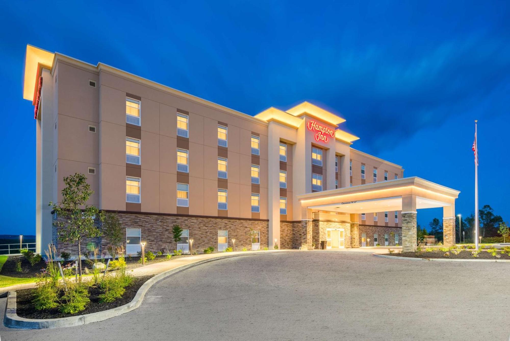 Hampton Inn By Hilton Oxford, Me Buitenkant foto
